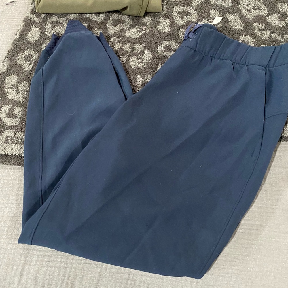 On the Fly Joggers